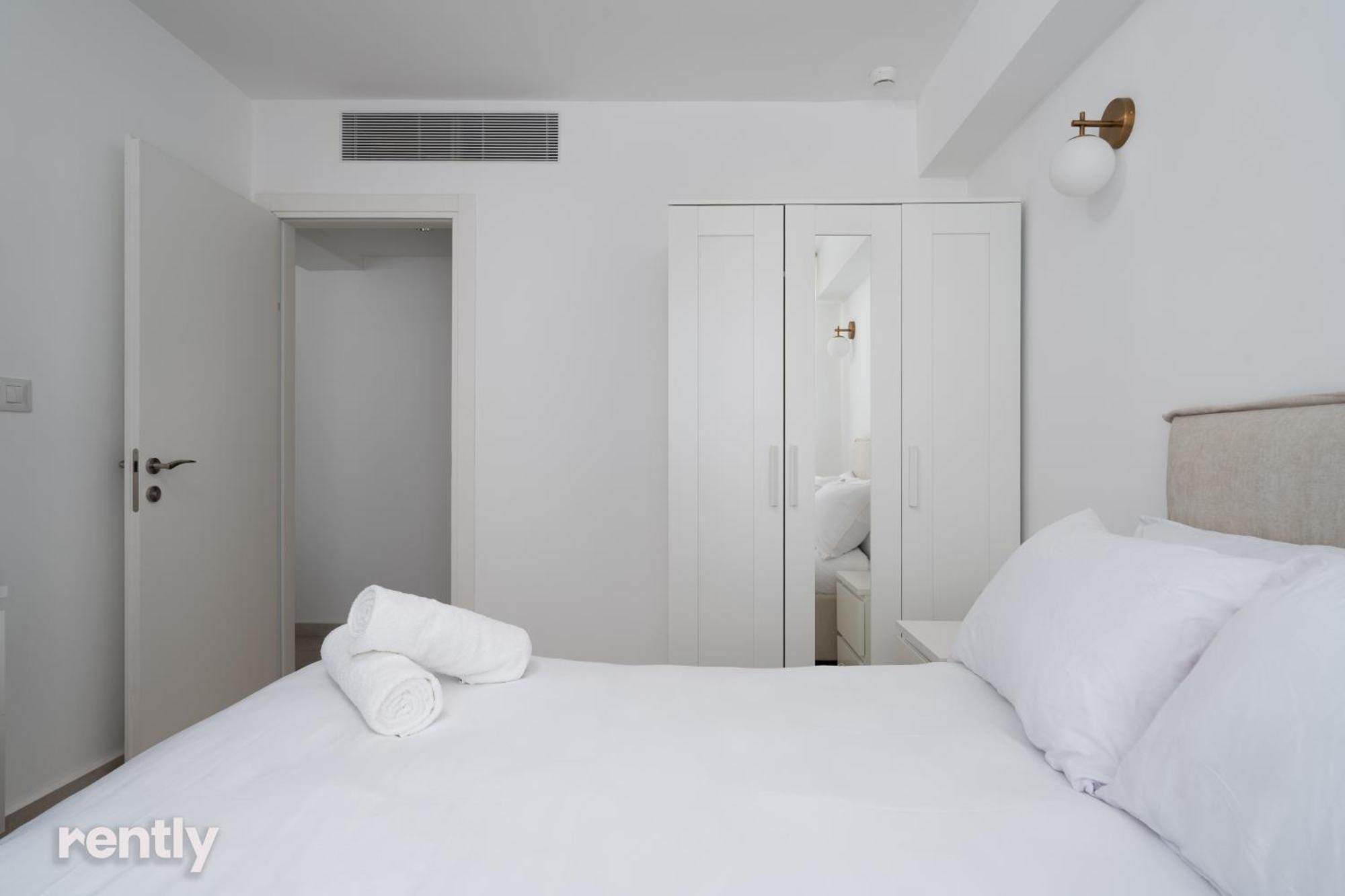 Luxury And At Sea Side By Rently *